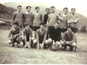 Ex Allievi Salesiani contro operatori salesiani Santa Croce  anni 60.